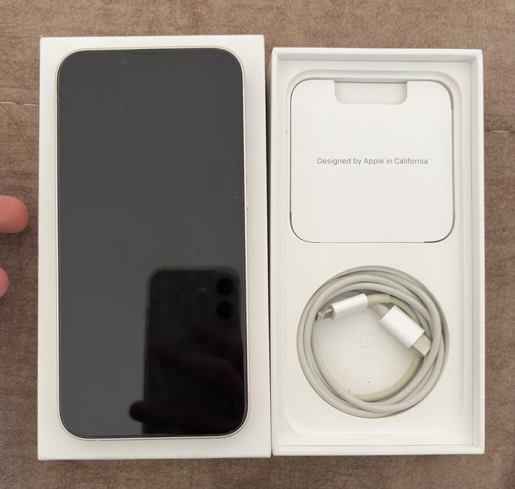 iPhone 14 [128 GB] [C/ Nota Fiscal]