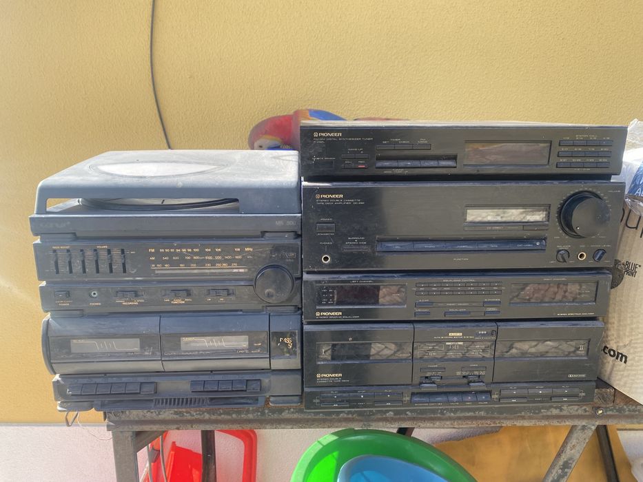 Aparelhagem Starlux e Pioneer Kit completo gira discos e stereo casset