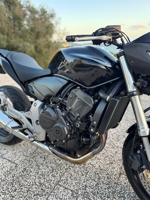 Honda Hornet CB600F All Black (2011) - Estado Irrepreensível