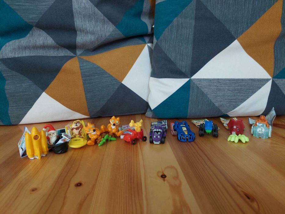 Figurka Kinder Niespodzianka Joy