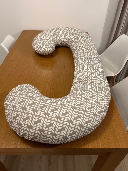 Motherhood Poduszka kojec dla kobiet w ciąży beż