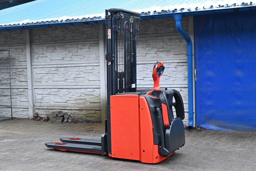 Paleciak elektryczny Linde L16 AP Triplex 480cm 2018rok FHP 455