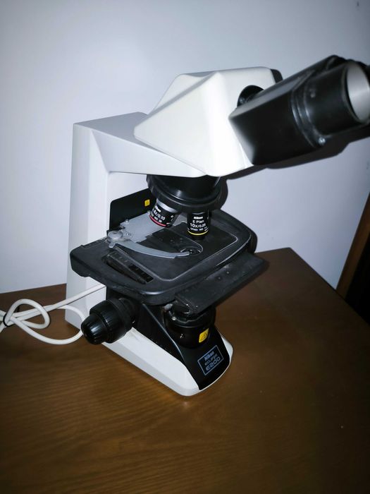 nikon eclipse e200
