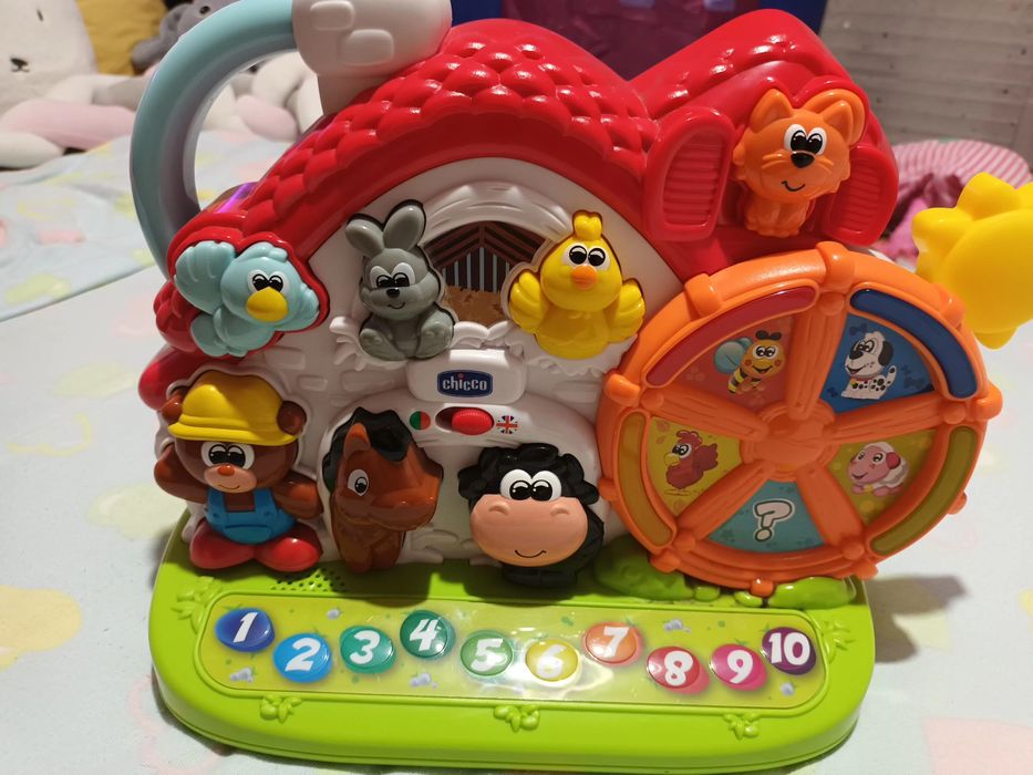 Brinquedo interativo chicco