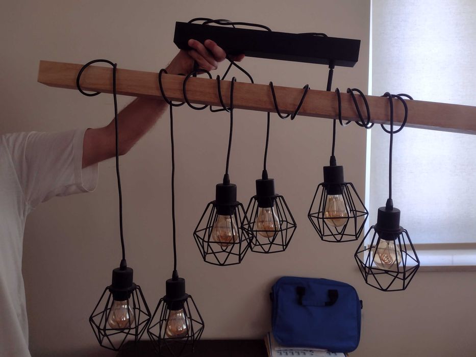 Candeeiro suspenso do tecto