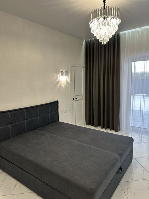 Будинок 120 м2 з ремонтом в закритому котеджному містечку. Буча