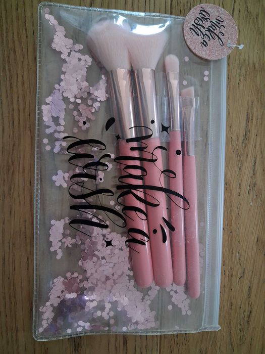 Zestaw pędzli do makijażu