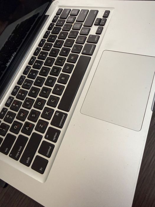 MacBook Pro 256gb