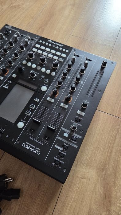 Pioneer DJM 2000 mikser cdj xdj