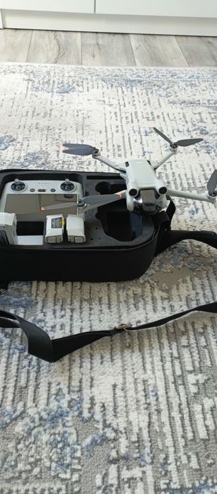 Dron DJI mini3 pro