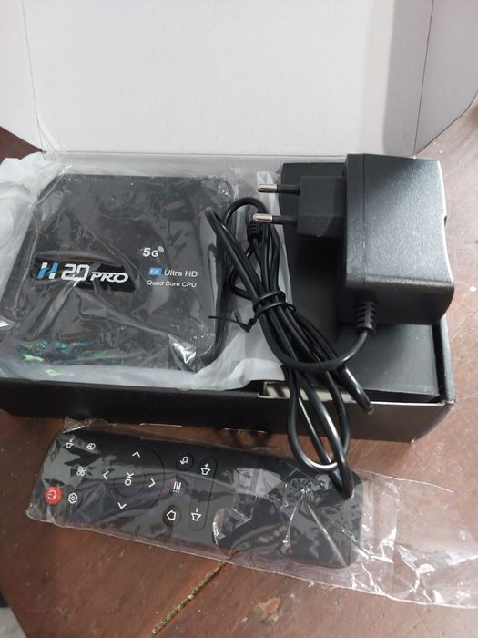 Smart box 4k 5G, nova na caixa

A levantar em Lisboa, Graça.