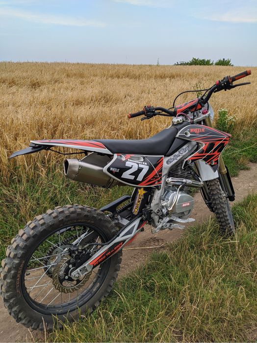 Мотоцикл X-moto XB31 250cc 21/18