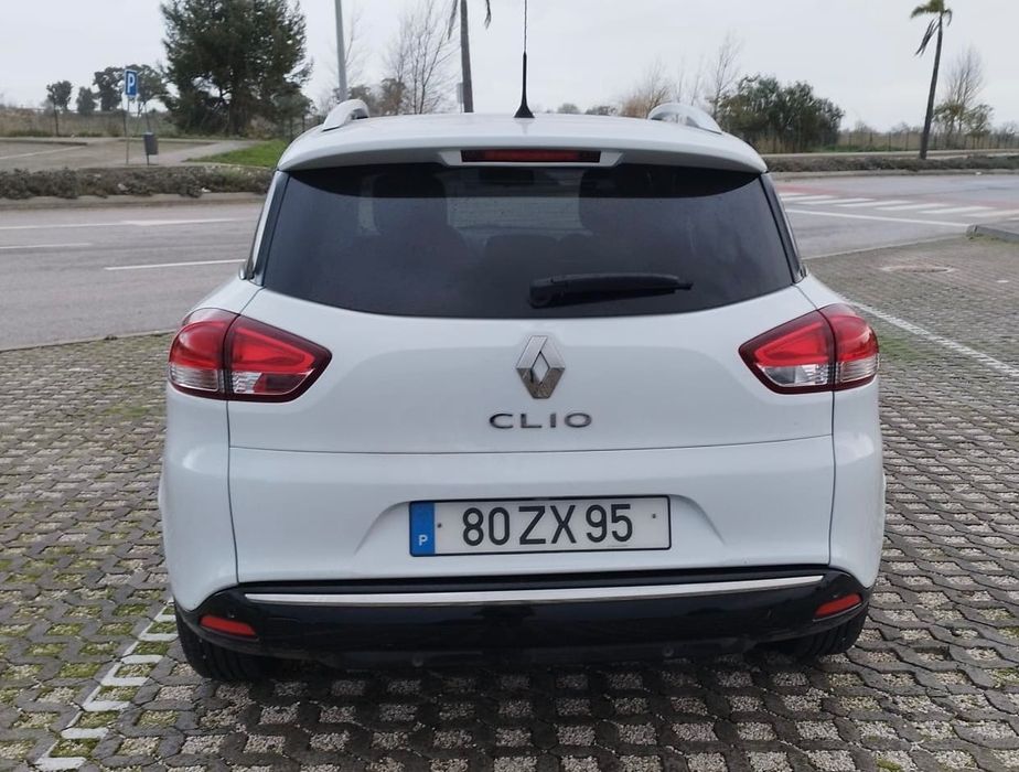 Carrinha Renault Clio 1.2 Gasolina Branco - Muito Económico