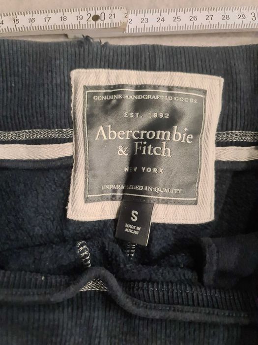 Spodenki szorty męskie Abercrombie & Fitch rozmiar S