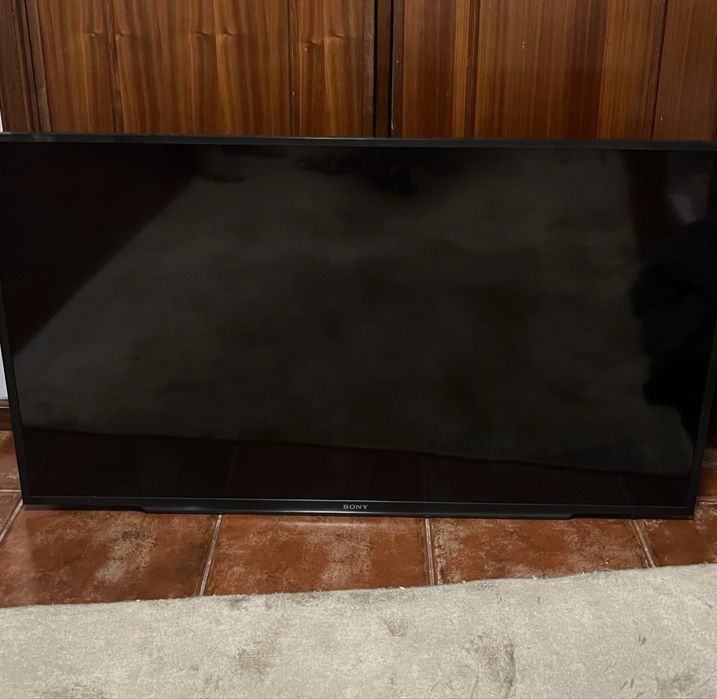 Televisão Sony 48”