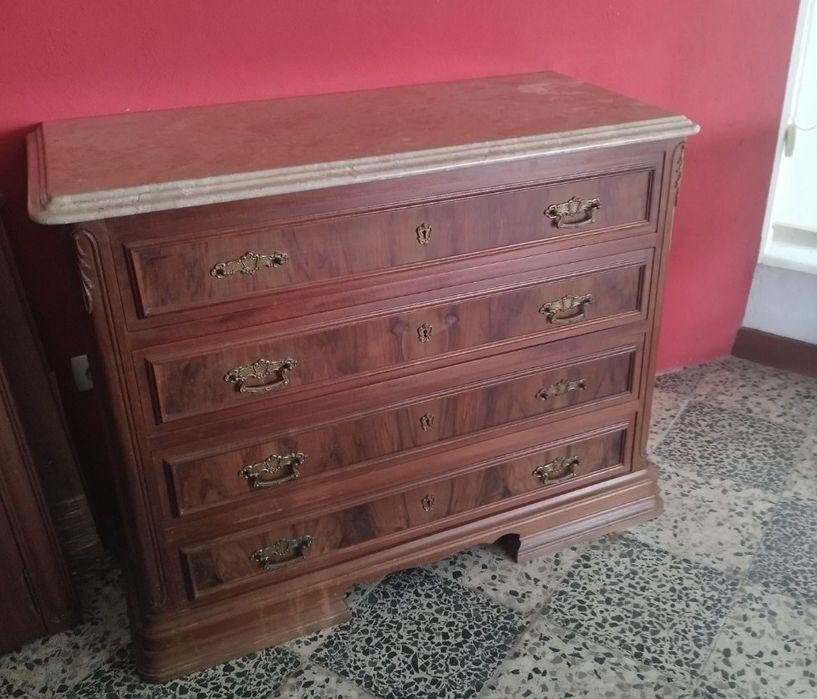 Quarto de casal completo com tampos em  pedra