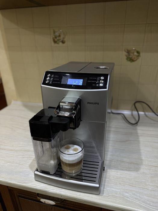 Автоматична кавоварка Philips Minuto One Touch Cappuсcino
