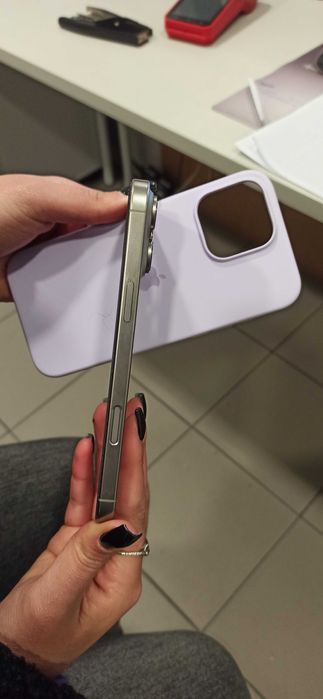 iPhone 16 Pro Max - Ainda na garantia