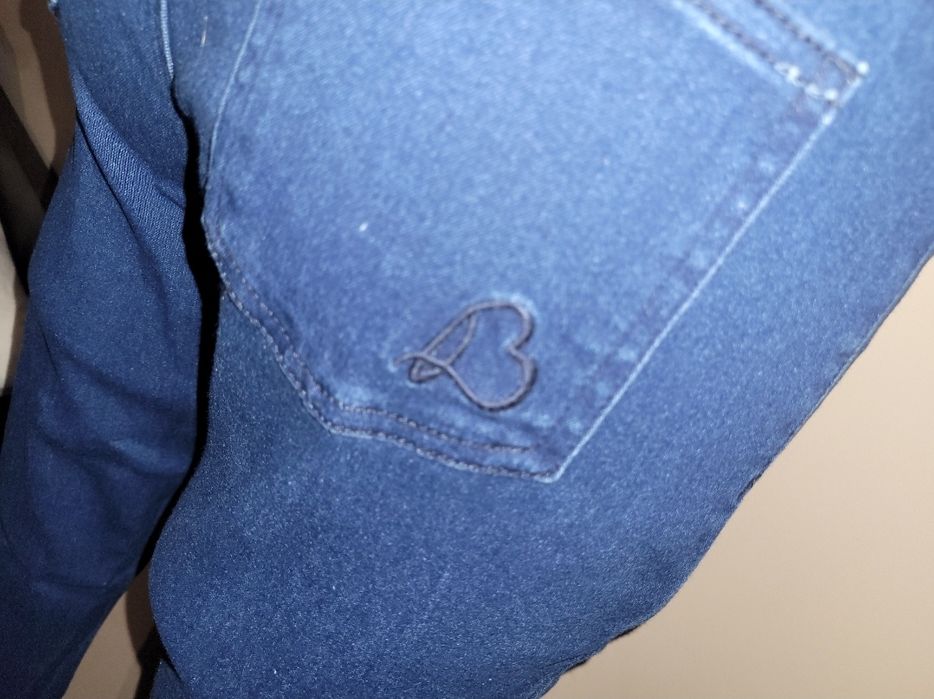 Spodnie jeansowe damskie