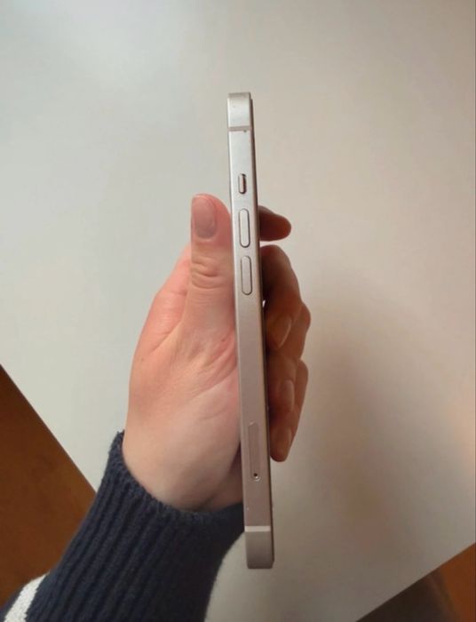 Iphone 13 bialy 128GB