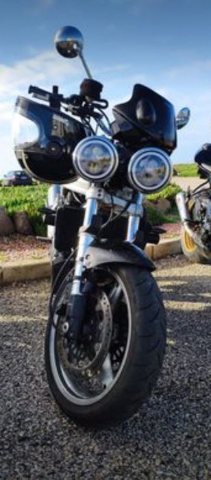 Moto muito estimada - Triumph Speed Triple 955 i