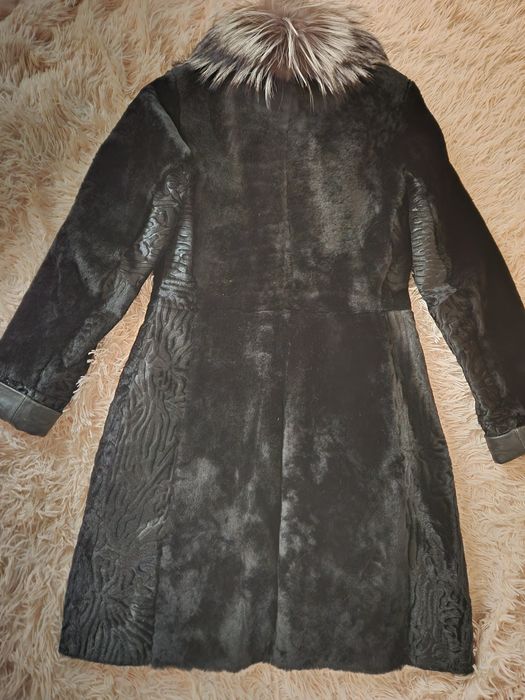 Натуральна шуба з мутону