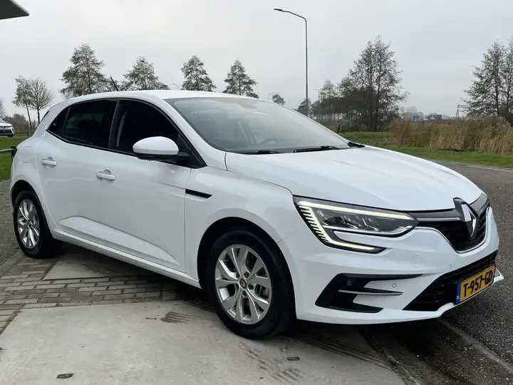 Бампер Renault Megane E-Tech розборка рено меган е теч