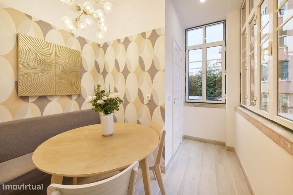 Quarto - localizado em Alameda Lisbon