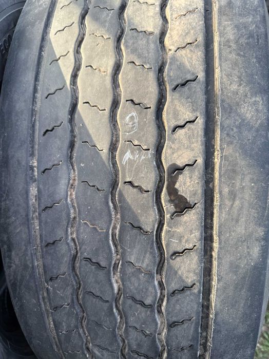 Вантажна шина CONTINENTAL 385/65 R22,5 ContiHybrid HS3, грузова резина