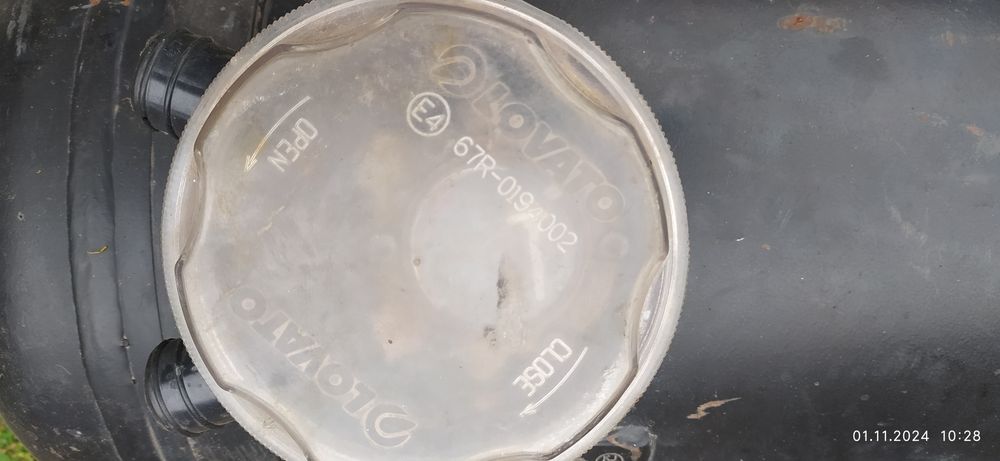 Газовий балон з мультиклапаном