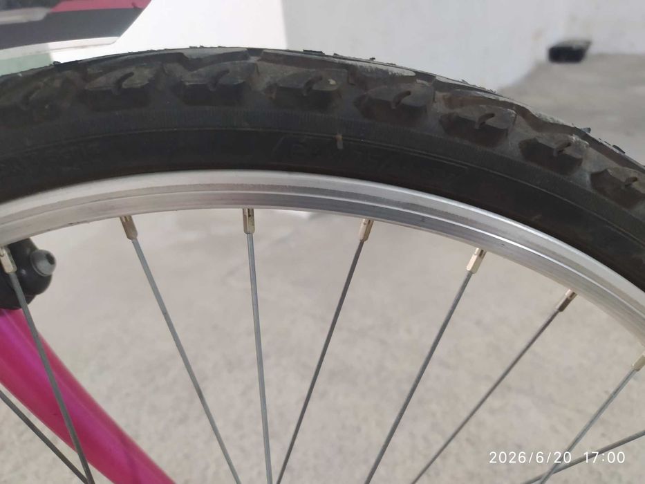 Bicicleta Menina  roda 24 _ marca BTwin