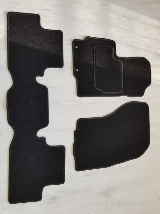 Dywaniki Welurowe MITSUBISHI ASX Rok  Citroen C4 Aircross  Dopasowane