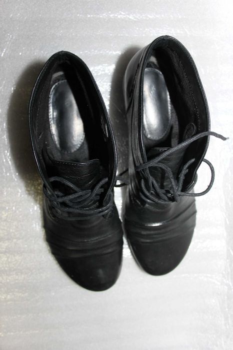 Ботинки женские из натуральной кожи размер 40 демисезонные