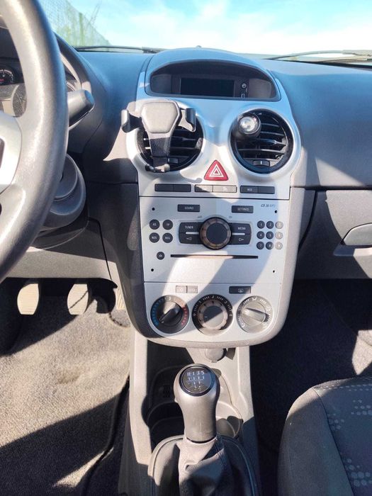 Opel Corsa 1.2 85cv Gasolina - Julho 2014