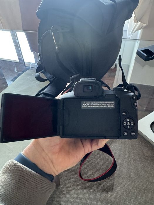Canon R50 *como nova*