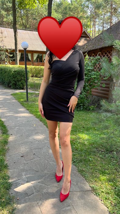 Чорна сукня