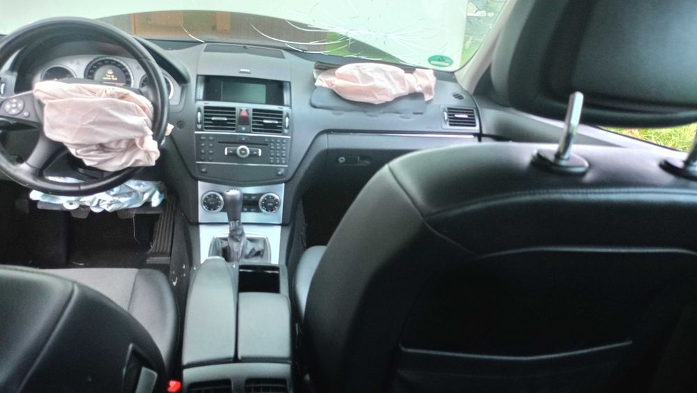 Mercedes c 204 1.8 kompresor w całości