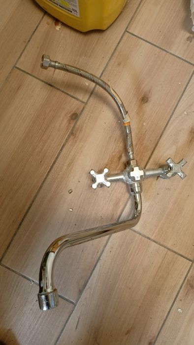 Змішувач смеситель кран для ванної