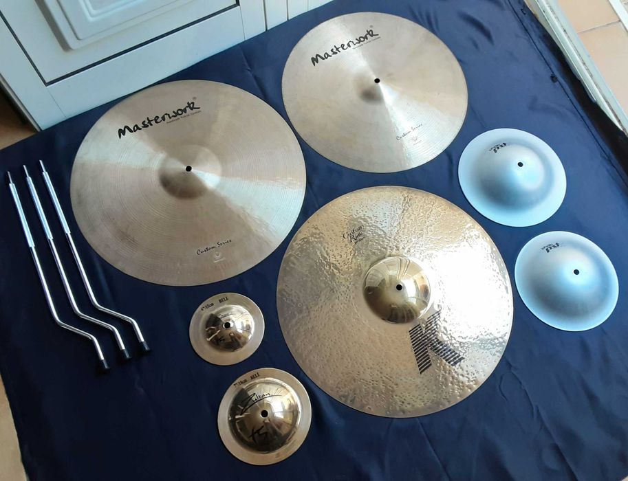 Prato Zildjian K-Custom Ride 20" + 6 Pratos + 3 Pernas Timbalão - 600€