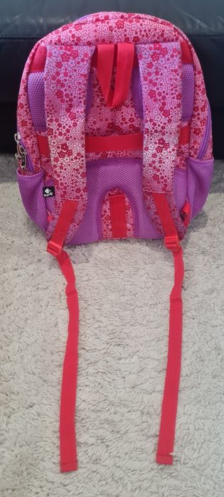 Mochila e estojo da Busquets