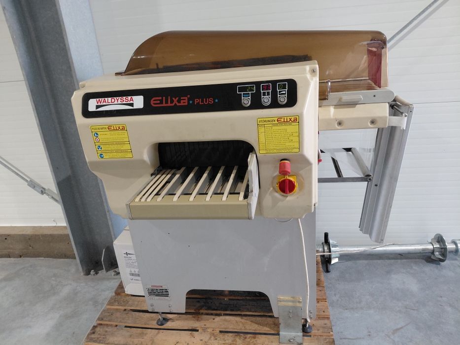 Waldyssa maszyna do pakowania warzyw owoców na tackach pakowaczka elix