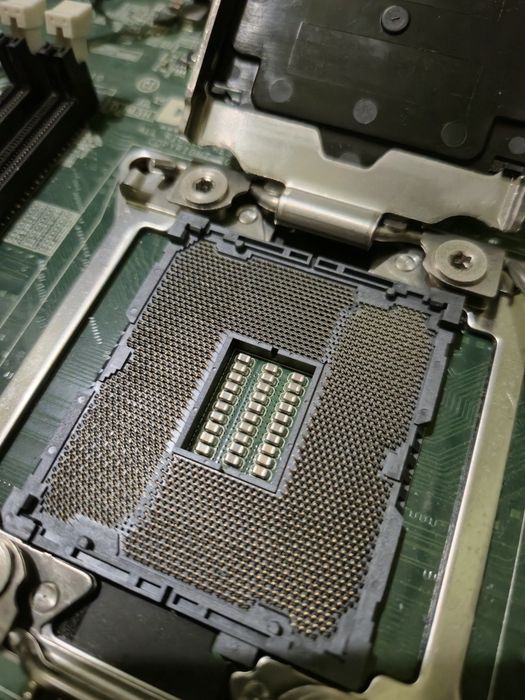 DELL T7810 сокет 2011-3  ( поддержка v3 v4)