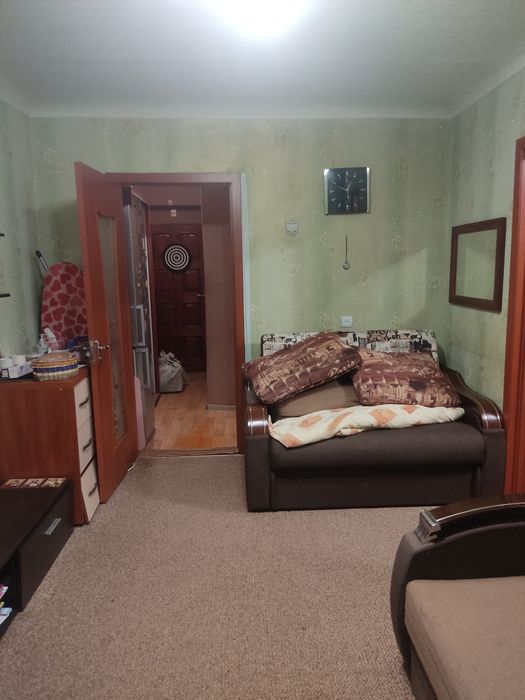 Продам 2-х кімнатну квартиру