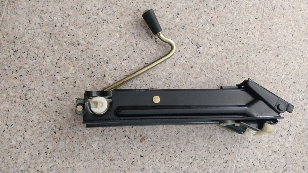 Macaco para modelos da Mercedes benz