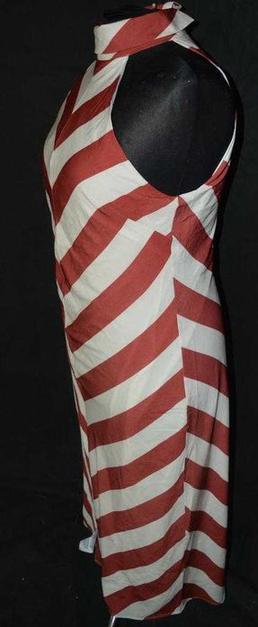 Sukienka ze stójką Asos 44