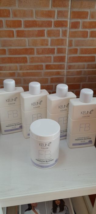 Conjunto para fazer ballayages ou madeixas à mão sem prata. Keune.