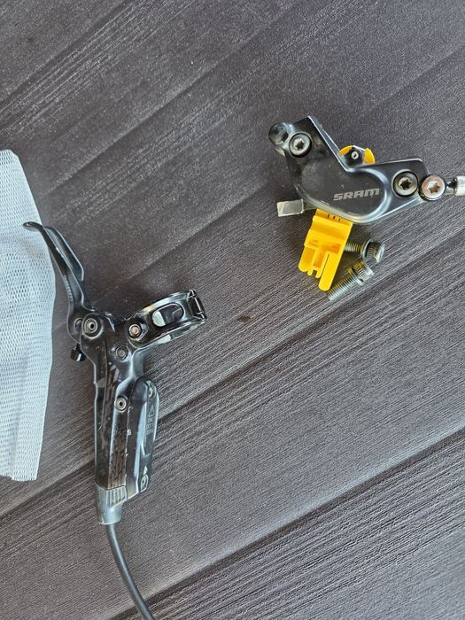 Zestaw hamulce hydrauliczne sram code rs + tarcze + oliwki plug and go