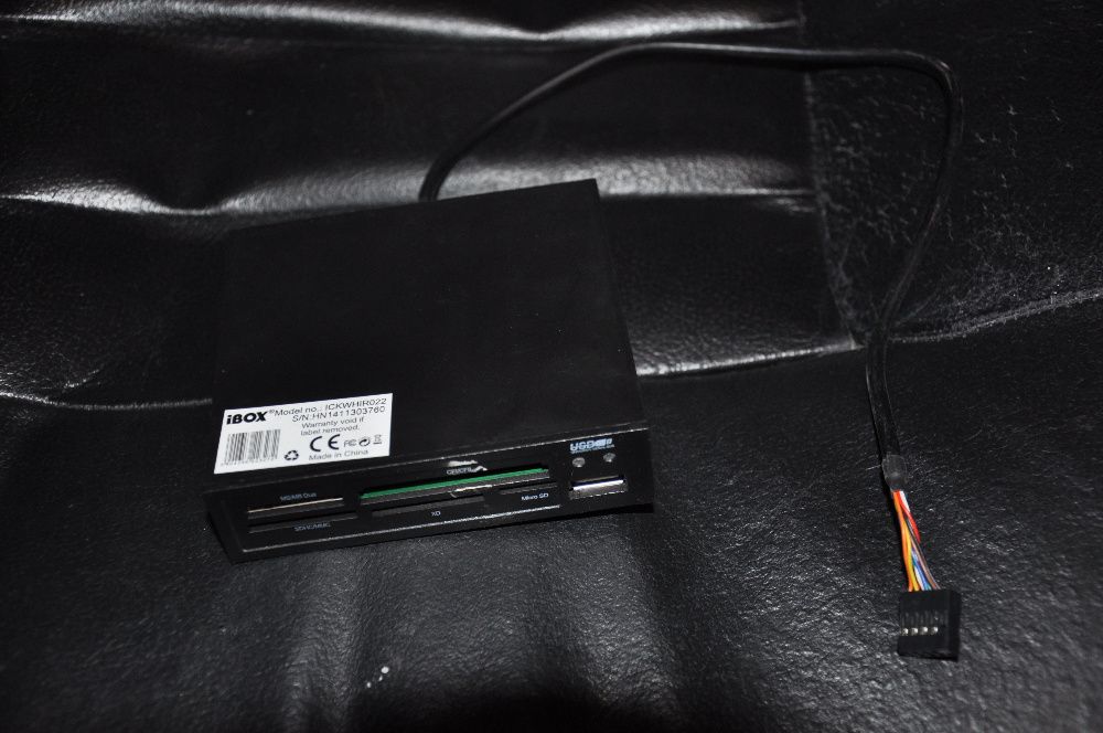 Wewnętrzny czytnik kart