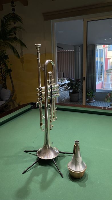 Trompete Bach Artisan Stradivarius A8474