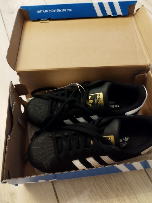 Adidas superstar